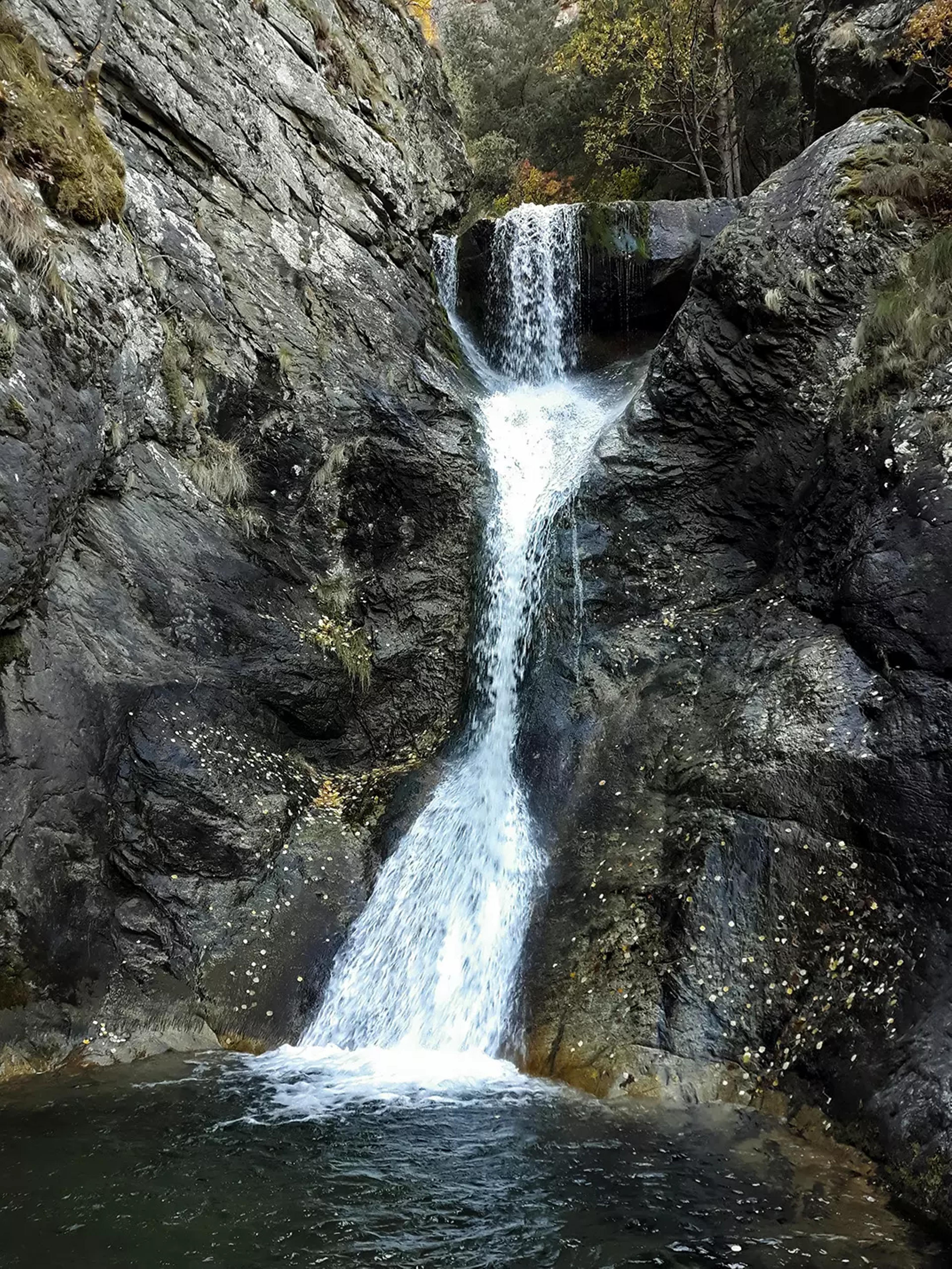 Ovcharchenski Waterfalls